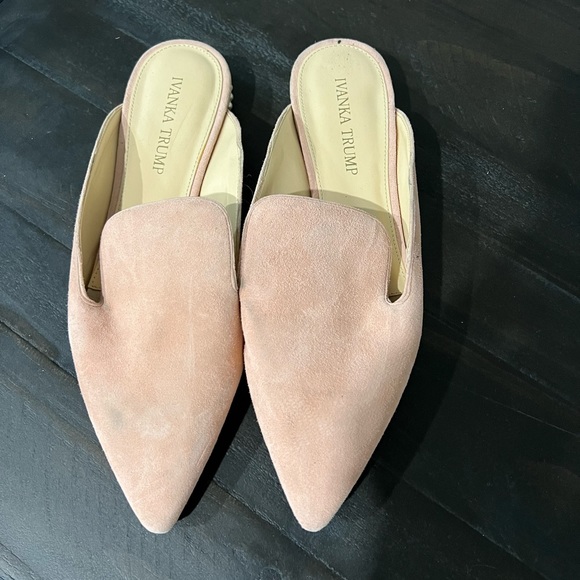 Ivanka Trump mule slide - Picture 1 of 3